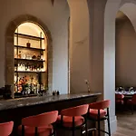 Hotel Amyth Of *