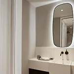 Amyth Of Hotel
