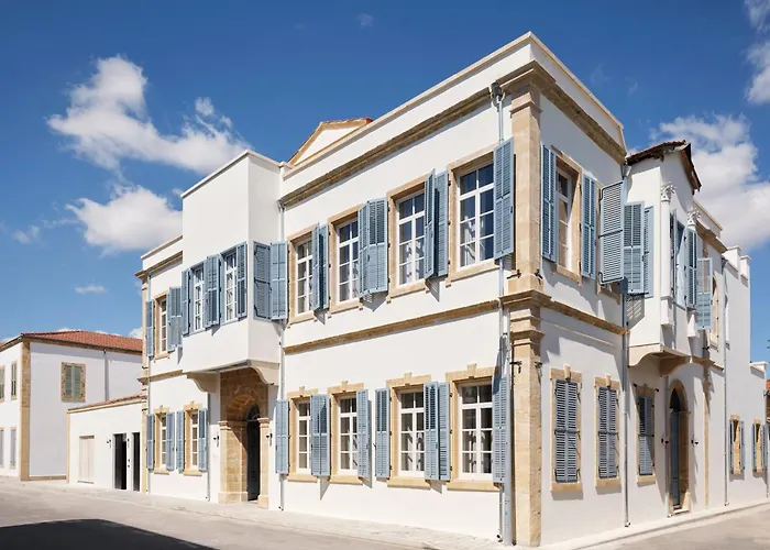 Amyth Of ニコシア